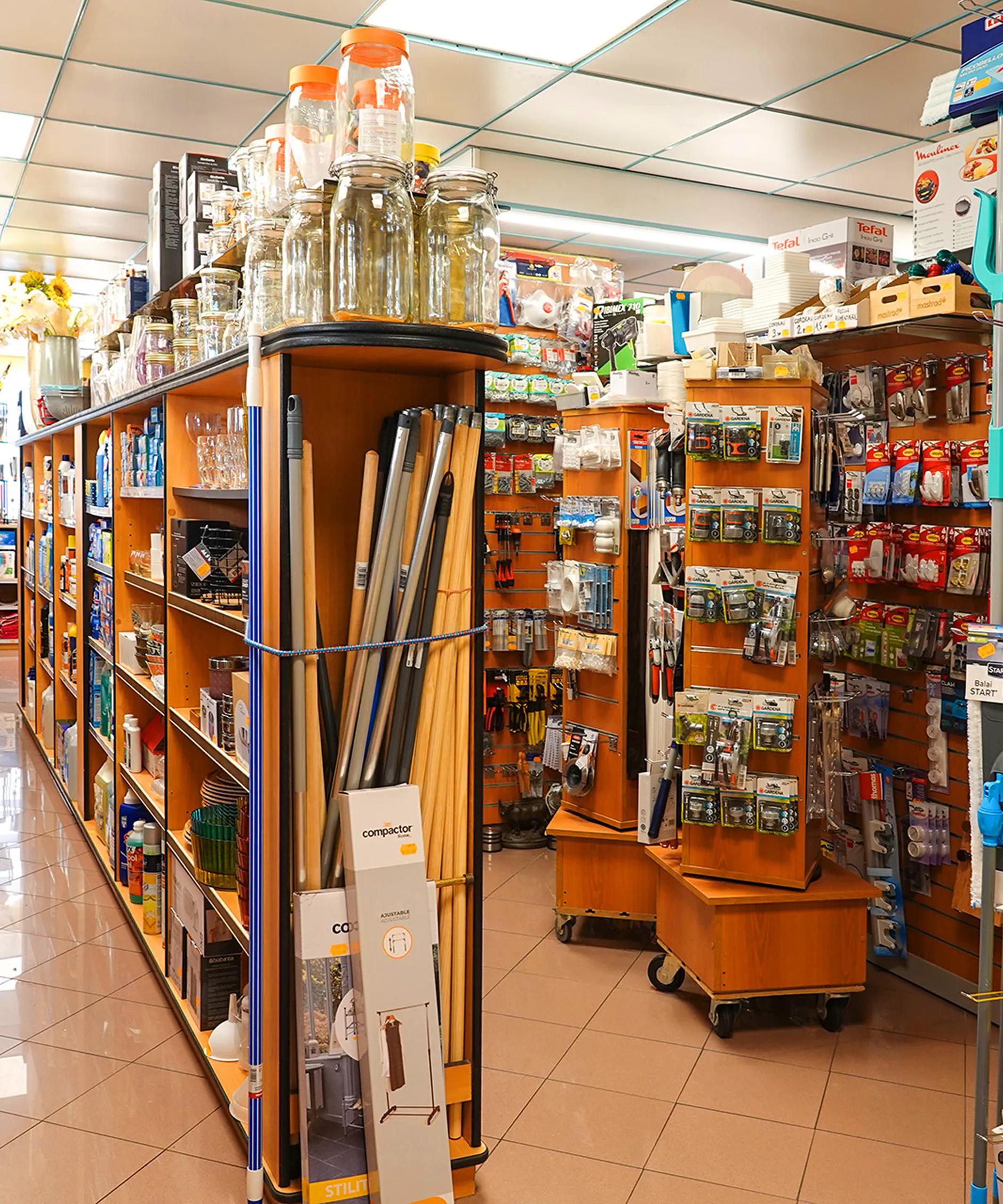 home_care_cleaning_supplies