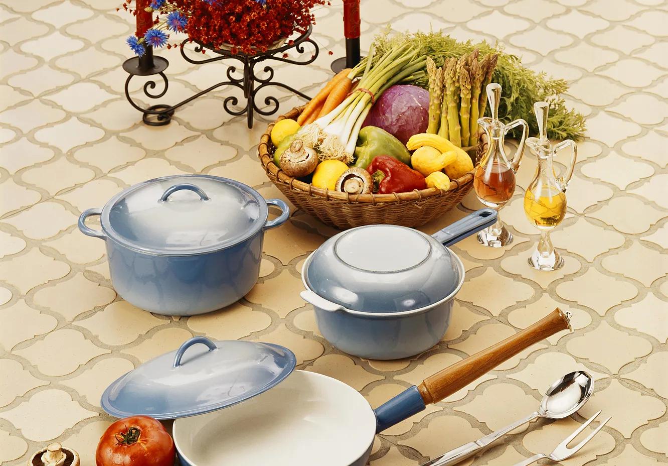 kitchen-cooking-setup-mobile